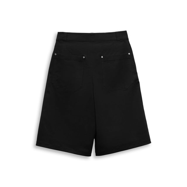 PANELLED SHORTS IN BLACK