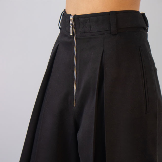 BIG PLEAT PANTS IN BLACK