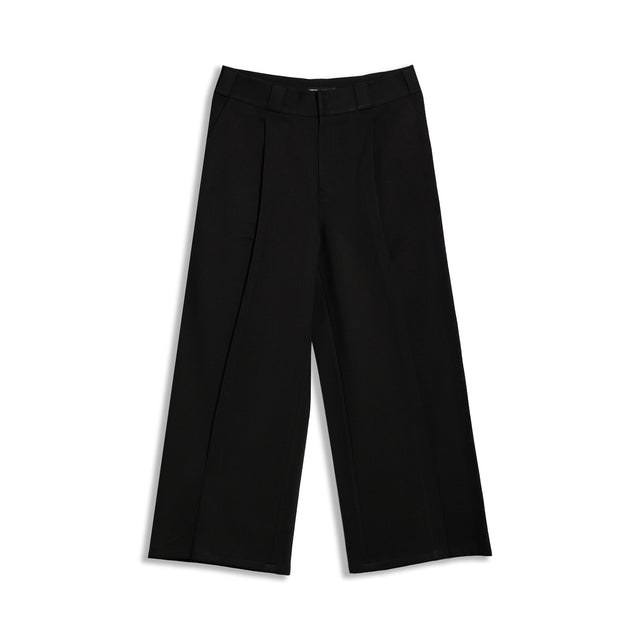CHROME PLEATED PANTS IN BLACK