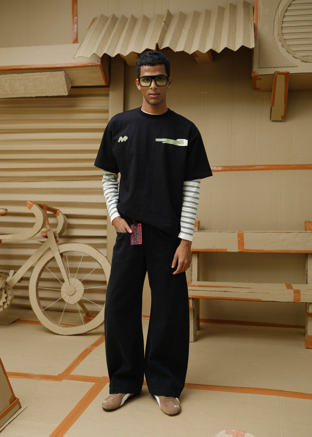 COVER UP BASICS IN BLACK [UNISEX]