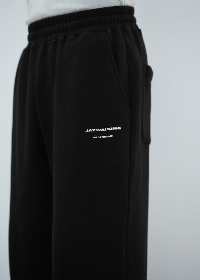 HEAVY TRACK PANTS IN BLACK [UNISEX]