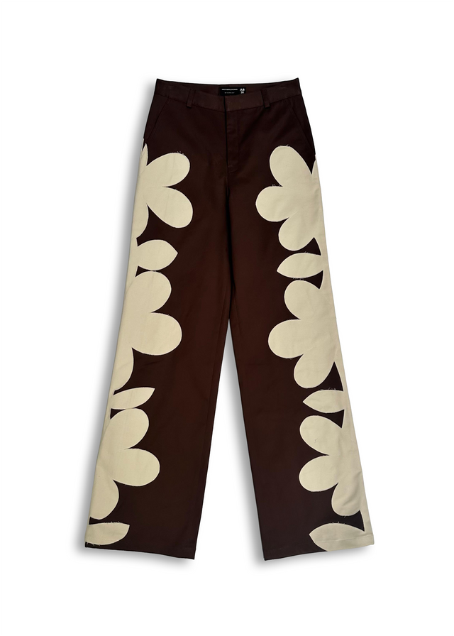 FLOWER APPLIQUÉ PANT IN BROWN ONE OF ONE