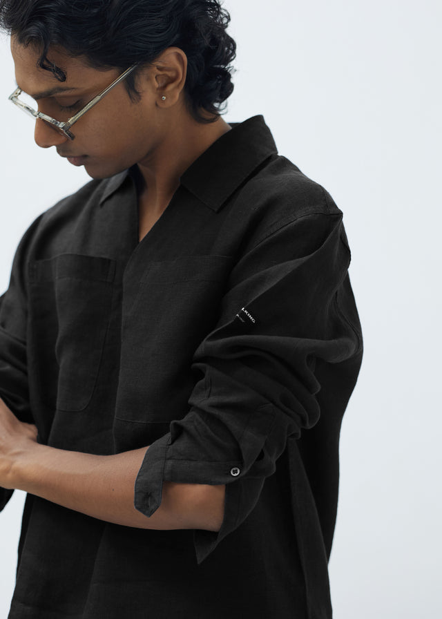 LINEN POLO IN BLACK [UNISEX]